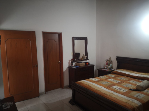 Se Vende Casa Lote En Sector Velódromo