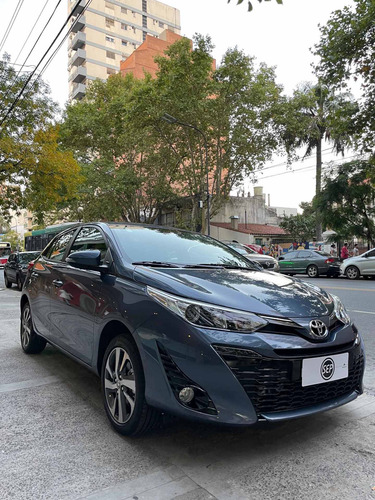 Imagen 4 de 13 de Toyota Yaris Xls Pack Cvt 0km 2022