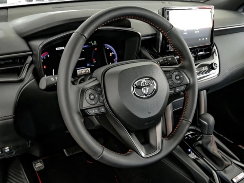 Imagen 11 de 15 de Toyota Corolla Cross Gr-sport 2.0 2023