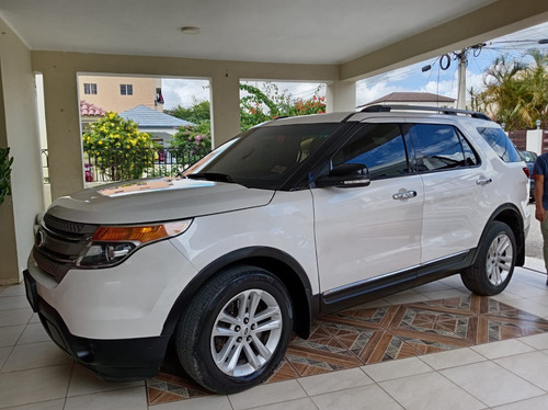 Ford Explorer Xlt 2014