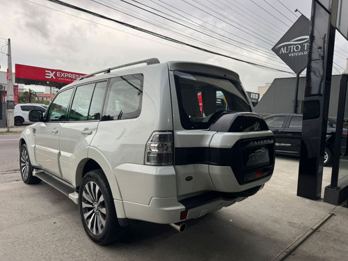 Mitsubishi Pajero Pajero HPE Full 3.2 4x4 T.I.Dies. 5p Aut
