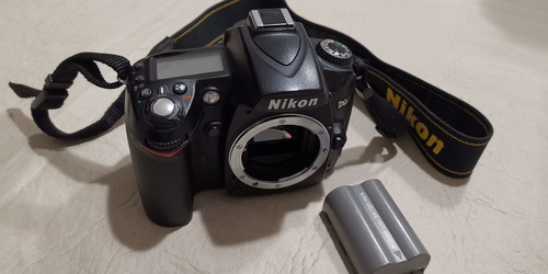 Nikon D90 Dslr Solobody. Impecable Estado. Incl. 2 Baterias Negro (Usado)