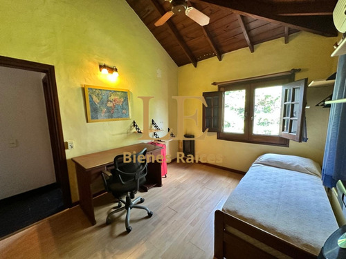Venta Casa En Aranjuez Country Club Apto Credito