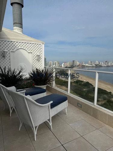 Hermoso Penthouse Con Los Mejores Atardeceres De Playa Mansa Y La Mejor Vista Al Mar
