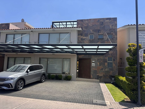 Casa En Venta En Residencial Montecarlo