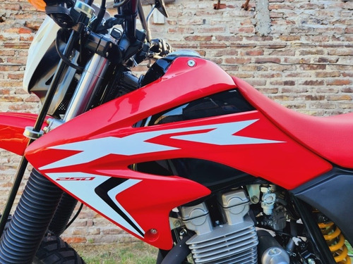 Imagen 3 de 18 de Honda Xr250 Tornado