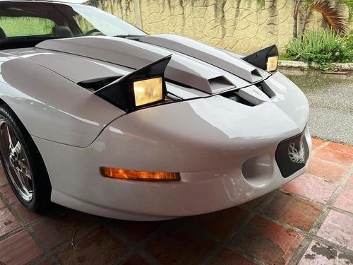 Imagen 5 de 15 de Pontiac Trans-am 1994 V8 Automático Varios Extras