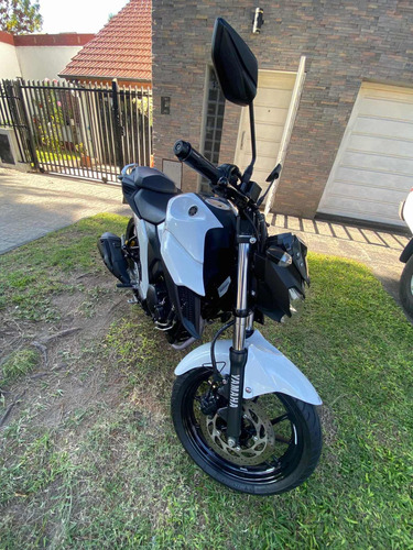 Imagen 3 de 11 de Yamaha Fz25