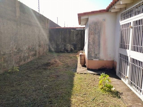 Imagen 7 de 9 de Casa En Venta En Villas De La Laguna 1, Tipuro
