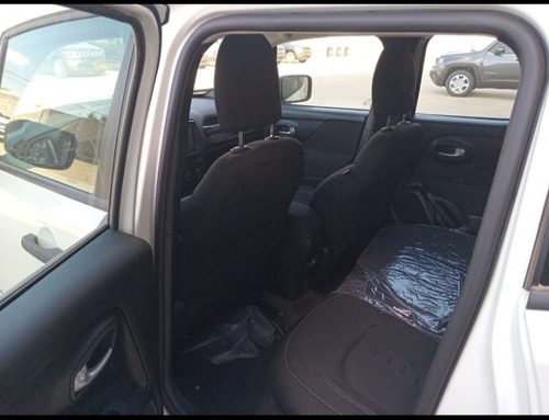 Jeep Renegade 1.8 Sport At Plus