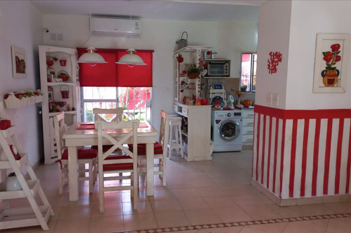 Venta Duplex 4 Ambientes Jardin Cochera Jacuzzi