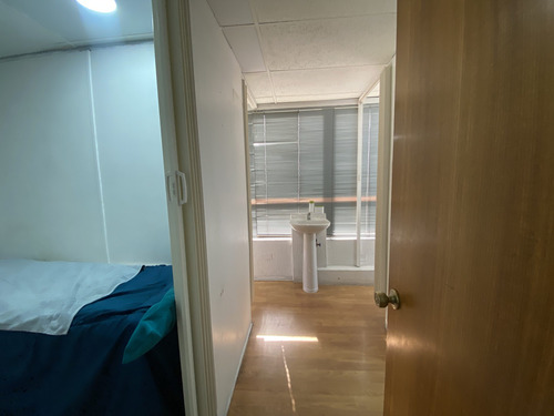 Arriendo Oficina Excelente Ubicación A Pasos Metro Tobalaba