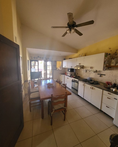 Imagen 15 de 18 de Parque Capital, Casa En Venta Con Pileta Mas Departamento.