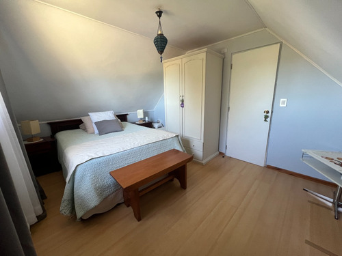 Casa 148mts2 4 D 2 B