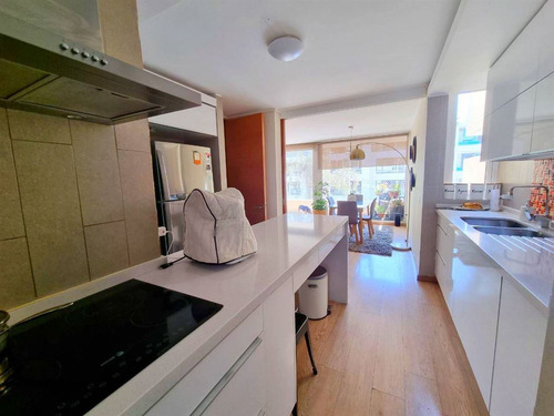Departamento Duplex + Rooftop En Venta En La Dehesa Central