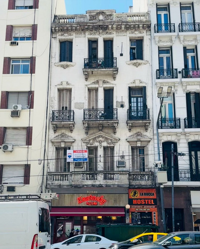 Venta Piso A Refaccionar Callao 300. Financia!