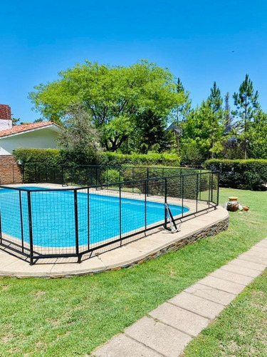 Imagen 30 de 30 de Casa Con Pileta Para 6/8 Personas En Hermoso Barrio