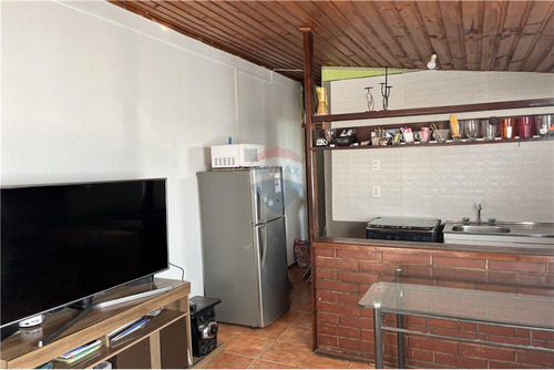 Departamento En Venta En El Monte 