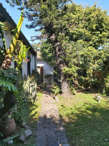 Imagen 13 de 14 de Casa De 5 Ambientes Muy Buen Estado