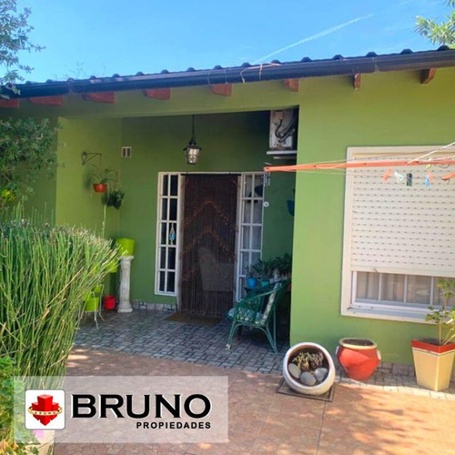Casa Para 2 Familias En Venta En Merlo Norte