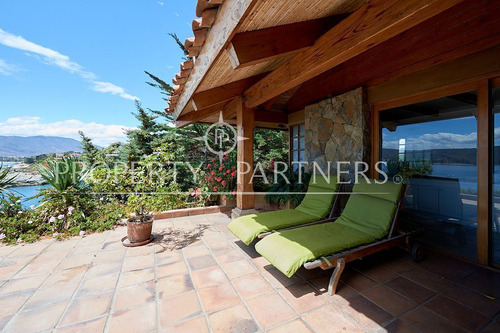 Casa Punta Pite,apta Construcción En Altura Vist...