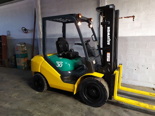 Autoelevador Komatsu 3 Tn Tt Desplazador 4000hs