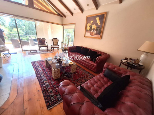 Casa En Arriendo De 4 Dorm. En Las Condes Quinchamali