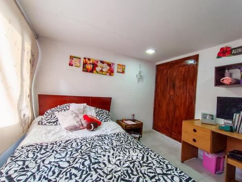 Imagen 15 de 30 de Apartamento En Parques De Capri. 4 Habitaciones, 200 M²