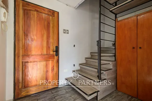 Duplex En Luis Thayer Ojeda, Metro Tobalaba, Provi...