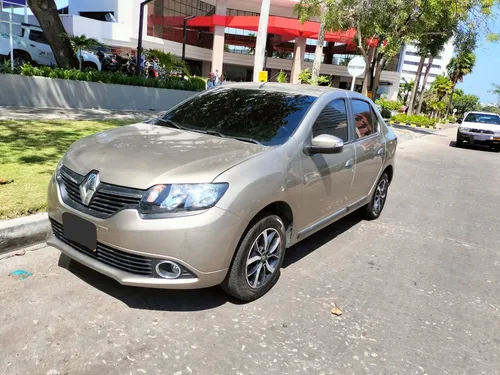 Renault Logan 1.6 Privilege / Intens