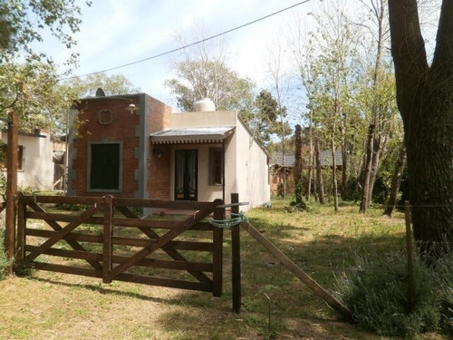 Imagen 2 de 22 de Sobre El Monte! Casa/chalet Sola En Lote | Santa Teresita