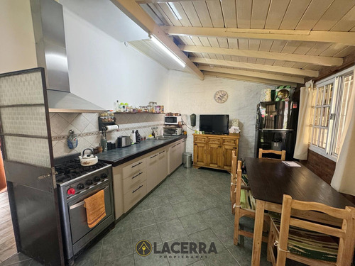 Casa 3 Amb Con Cochera En Villa Ballester