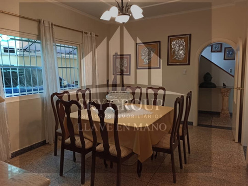 Imagen 8 de 11 de Casa En Venta En Trigal Sur
