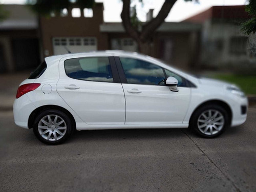 Peugeot 308 1.6 Active 2014