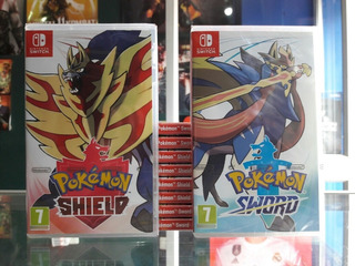 Pokemon Espada O Escudo Nintendo Switch Nuevo Sellado