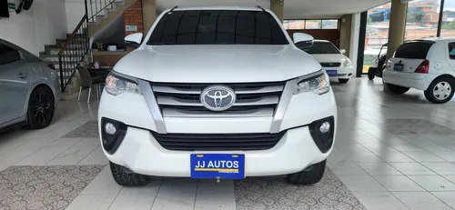 Toyota Fortuner 2.4 Street At 7As
