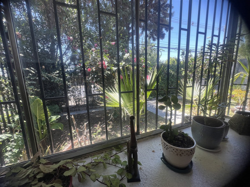 Casa En Venta De 3 Dorm. En La Florida