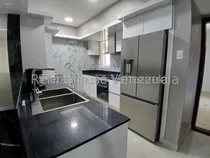 Comprar Daniela Linarez Alquila Apartamentos En El Triángulo Del Este Amoblado Con Finos Acabados Amplio Con Bellas Áreas Comunes Y Planta Eléctrica                                                            