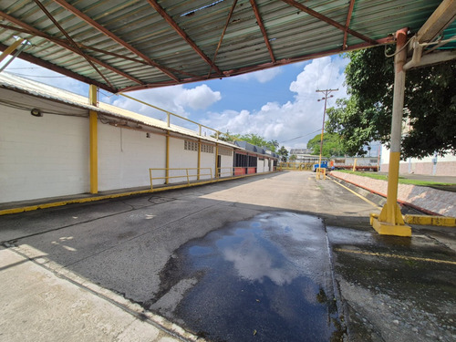 En Venta Istalaciones Industriales Galpon Con Terreno De 66. 400m2, Ubicado En La Estratégica Zona En Valencia Cercano A La Autopista, Rp.