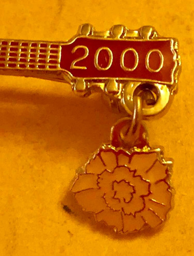 Broches De Hard Rock Café De Tokio Y Seúl Y Broche Redondo (Usado)