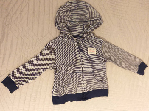 Buzo Hoodie Carters Con Cierre  Importado Excelente 2 Meses