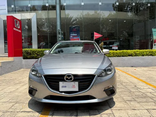 Mazda Mazda 3 2015