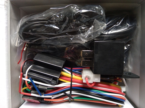Imagen 3 de 3 de Gps/sms/gprs
