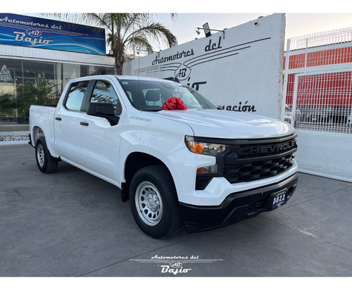 Chevrolet Silverado 5.4 2500 Doble Cabina Ls 4x2 At