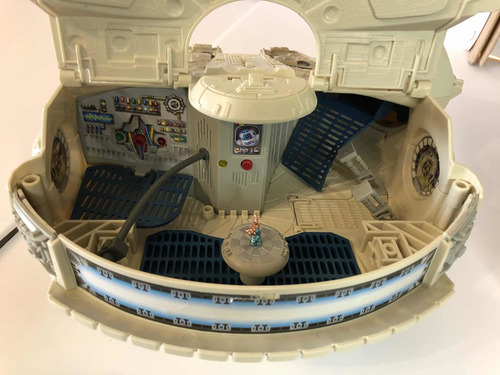 Remate Playskool Millenium Falcon Hasbro2001 Galactic Heroes (Usado)