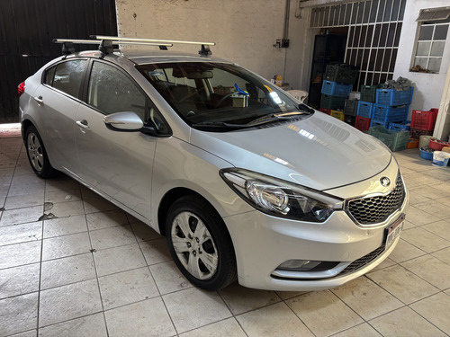 Kia Forte 2.0 Lx Mt