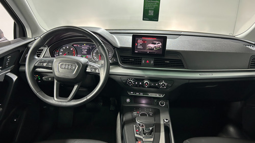 Audi Q5 45 TFSI Quattro S Tronic 2.0 AT