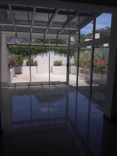 Imagen 4 de 10 de Departamento Con Patio