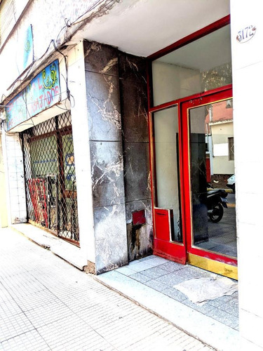 Imagen 3 de 14 de Vta. 2 Amb. Frente. Balcón Terraza. Vista Abierta. Kitchenette Y Baño Con Ducha. Oportunidad!