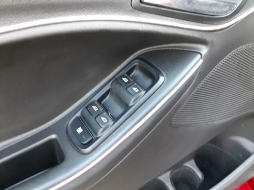 Imagen 9 de 14 de Ford Ka 2017 Se Full